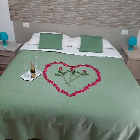 Da Lucia Bed & Breakfast Рим Екстериор снимка