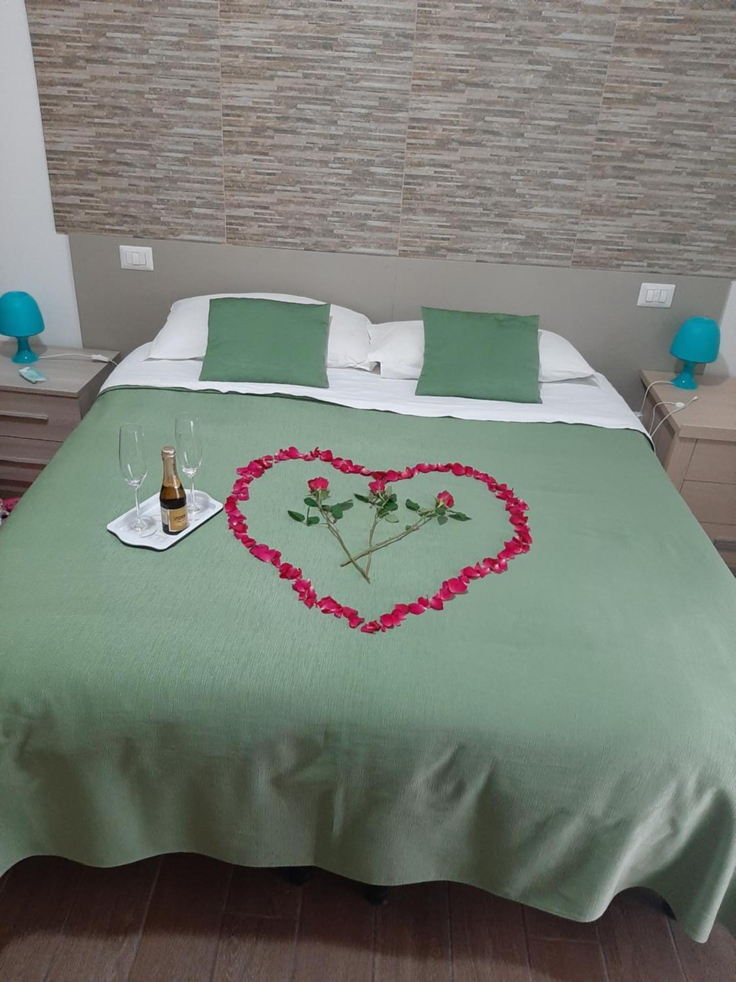 Da Lucia Bed & Breakfast Рим Екстериор снимка