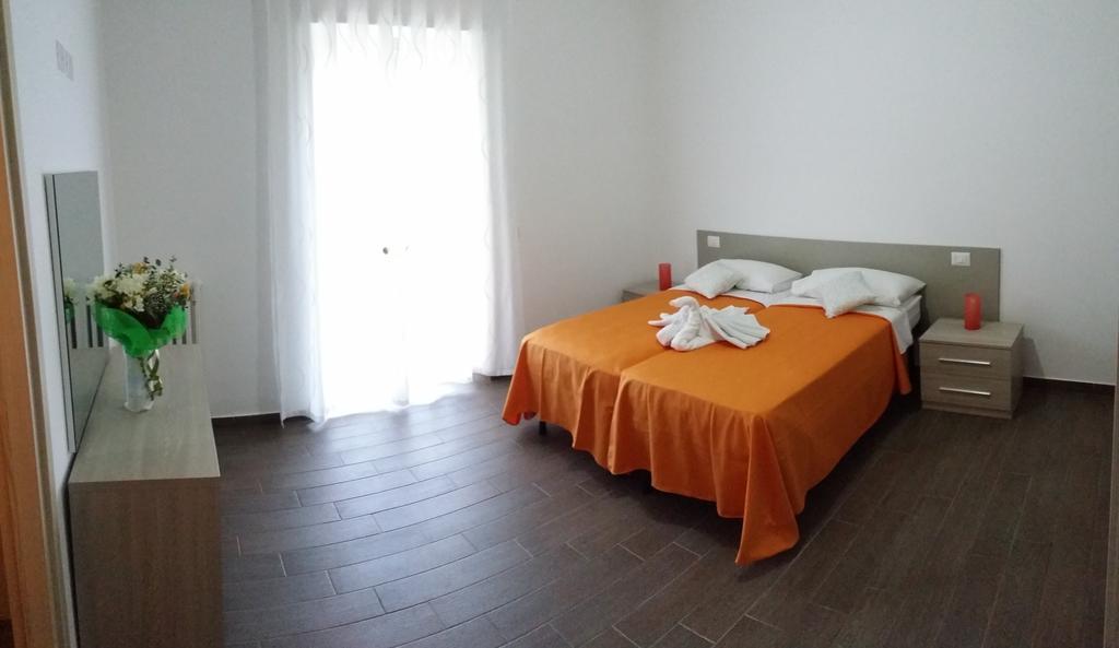 Da Lucia Bed & Breakfast Рим Екстериор снимка