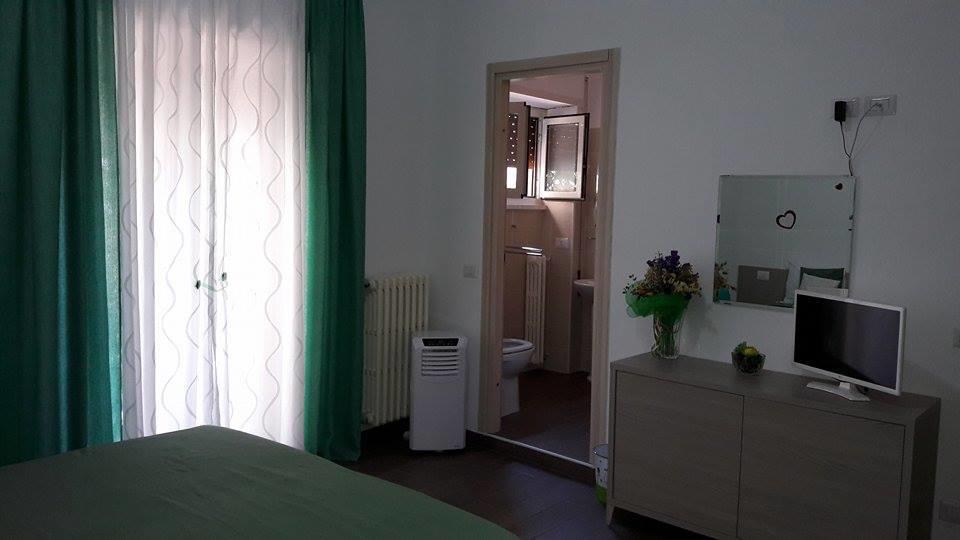 Da Lucia Bed & Breakfast Рим Екстериор снимка