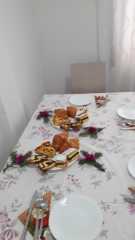 Da Lucia Bed & Breakfast Рим Екстериор снимка